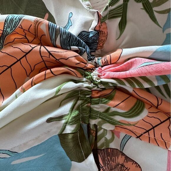 Milk & Honey Tropical collared crop top with ruched tie front & ruched back - XL - Picture 5 of 6